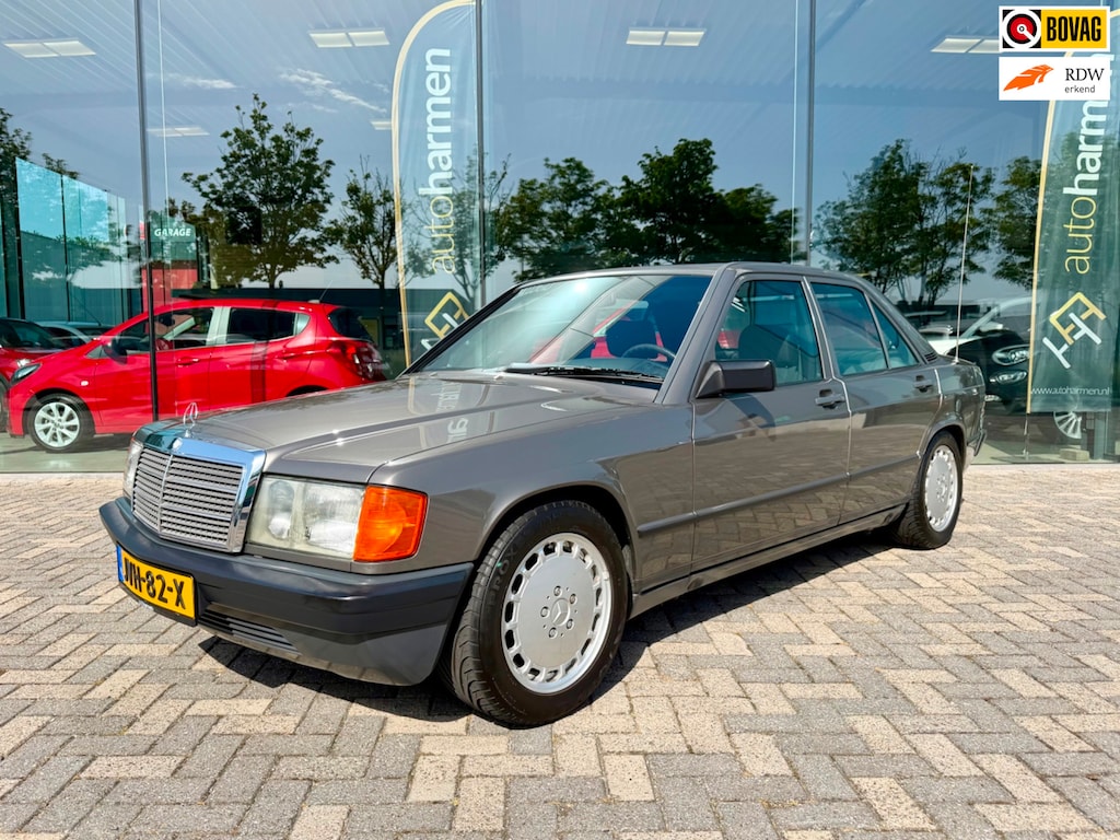 Mercedes-Benz 190-Serie 2.3 E, First Paint / Erstlack