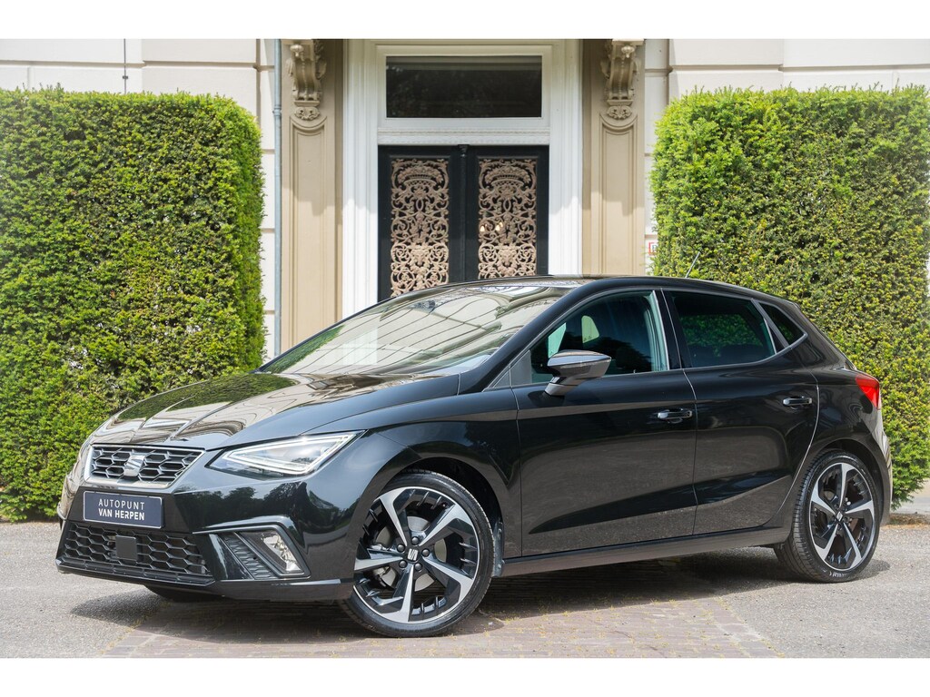 SEAT Ibiza 1.0 EcoTSI FR BEATS | CARPLAY | LEDER/ALCANTARA | CLIMATE | DIG. DISPLAY