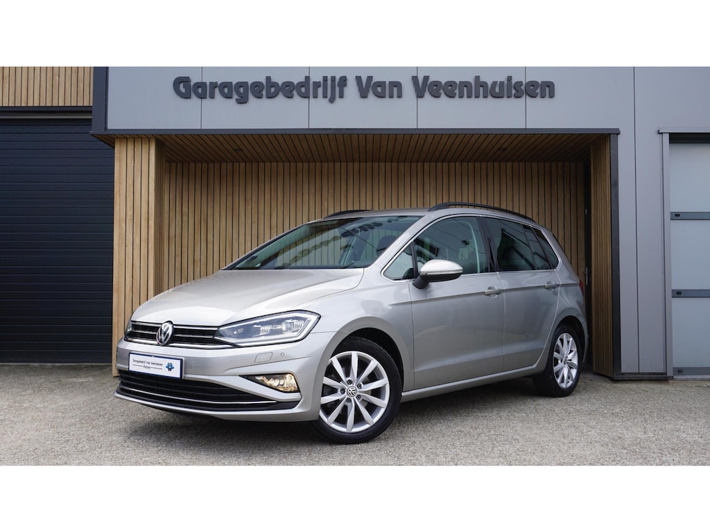 Volkswagen Golf Sportsvan 1.5 TSI 150pk DSG Highline LED Navi A-Camera Stoelverwarming Adaptive Cruise 44623km!