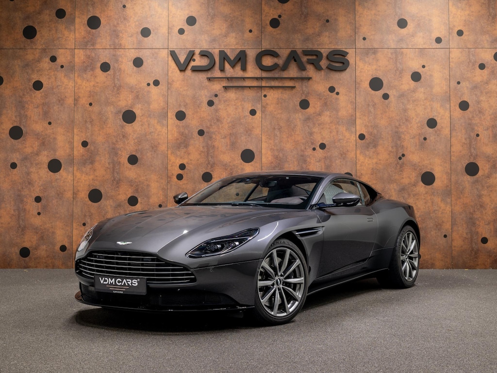 Aston Martin DB11 4.0 V8 | 9.564 km | ONDERHOUD | B&O |  360° | Memory |