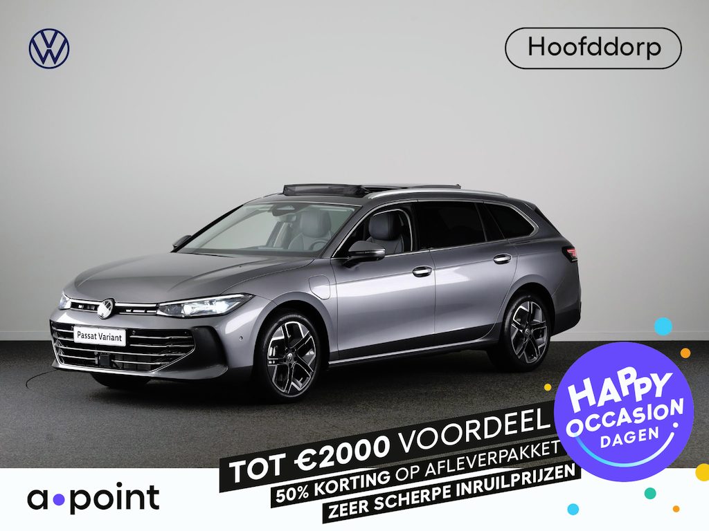 Volkswagen Passat Variant Elegance Business 1.5 eHybrid 150 kW / 204 pk | Private lease vanaf €895 | Panoramaschuif/kanteldak, Lederen interieur, Stoelventilatie en massage