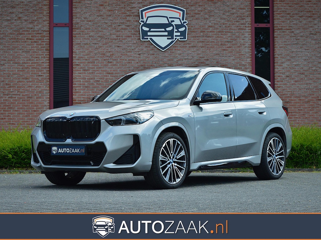 BMW iX1 xDrive30 M Sport | Innovation Pack | SOH 98%