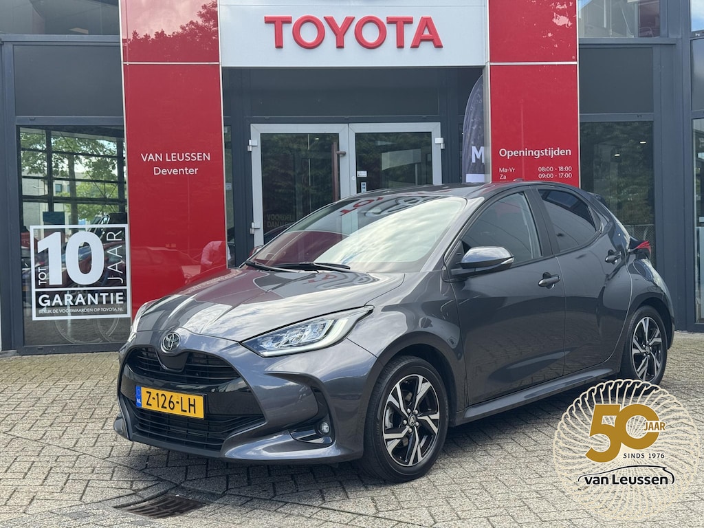 Toyota Yaris 1.5 Hybrid 115 First Edition CLIMA APPLE/ANDROID AD-CRUISE CAMERA BLUETOOTH