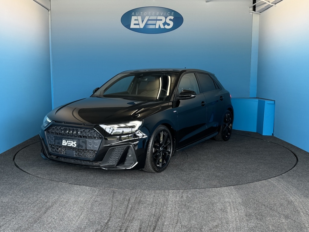 Audi A1 Sportback 25 TFSI S-Line AUTOMAAT, LM velgen 18 inch