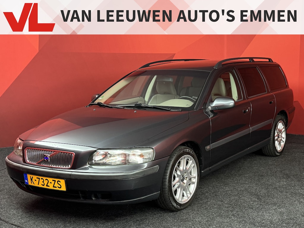 Volvo V70 2.4 Comfort Line  | Stoelverwarming | Trekhaak | Cruise