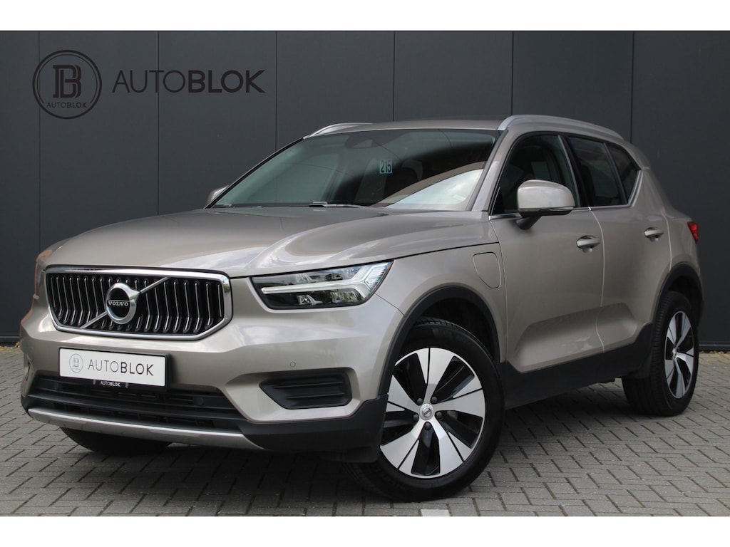 Volvo XC40 1.5 T5 Recharge Inscription | Panoramadak | Stoelverwarming | Apple CarPlay | Camera |