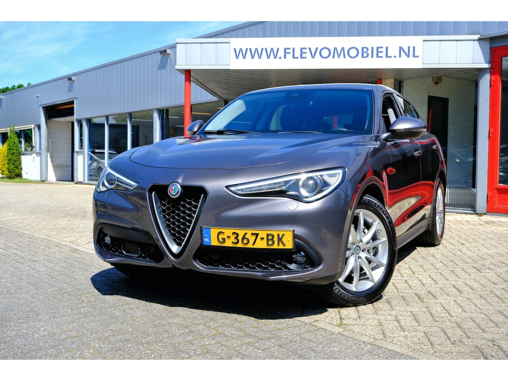 Alfa Romeo Stelvio 2.2d 180pk Super Aut. Xenon|Clima|Navi|DAB+|Half Leder