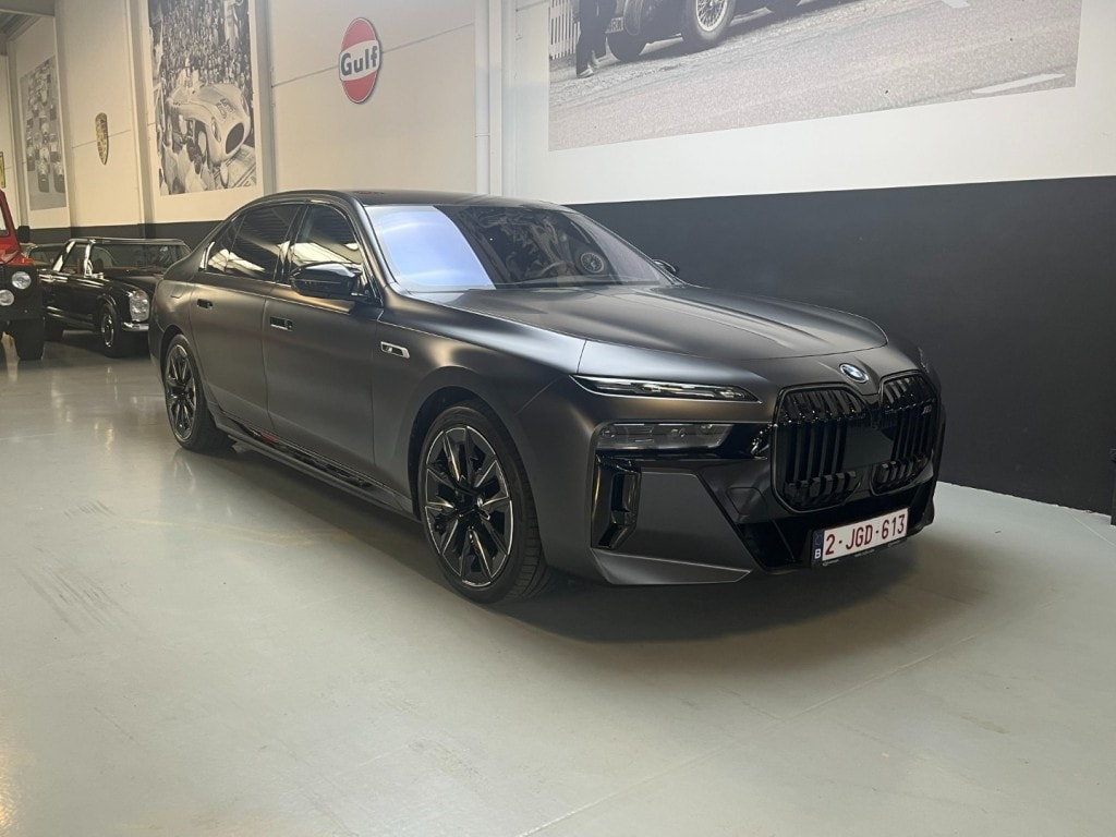 BMW i7 M70 X-Drive (VAT Car) (2026)
