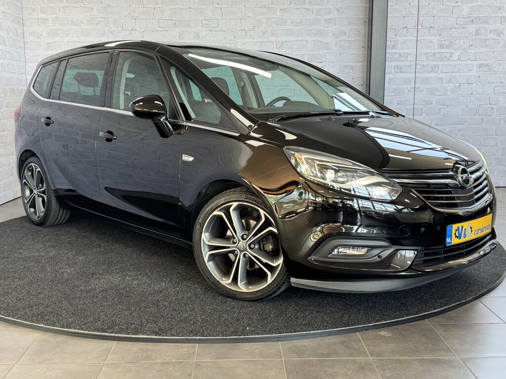 Opel Zafira 1.4 Turbo Business Executive 7p. Pano Trekhaak ACC Leder
