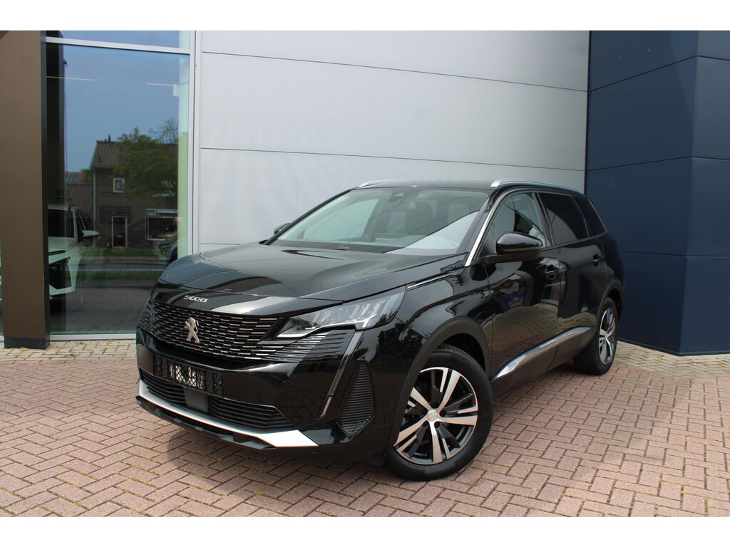 Peugeot 5008 1.2 PureTech 130pk Allure Pack 7-zits Airco Navi Camera Carplay 46.426km