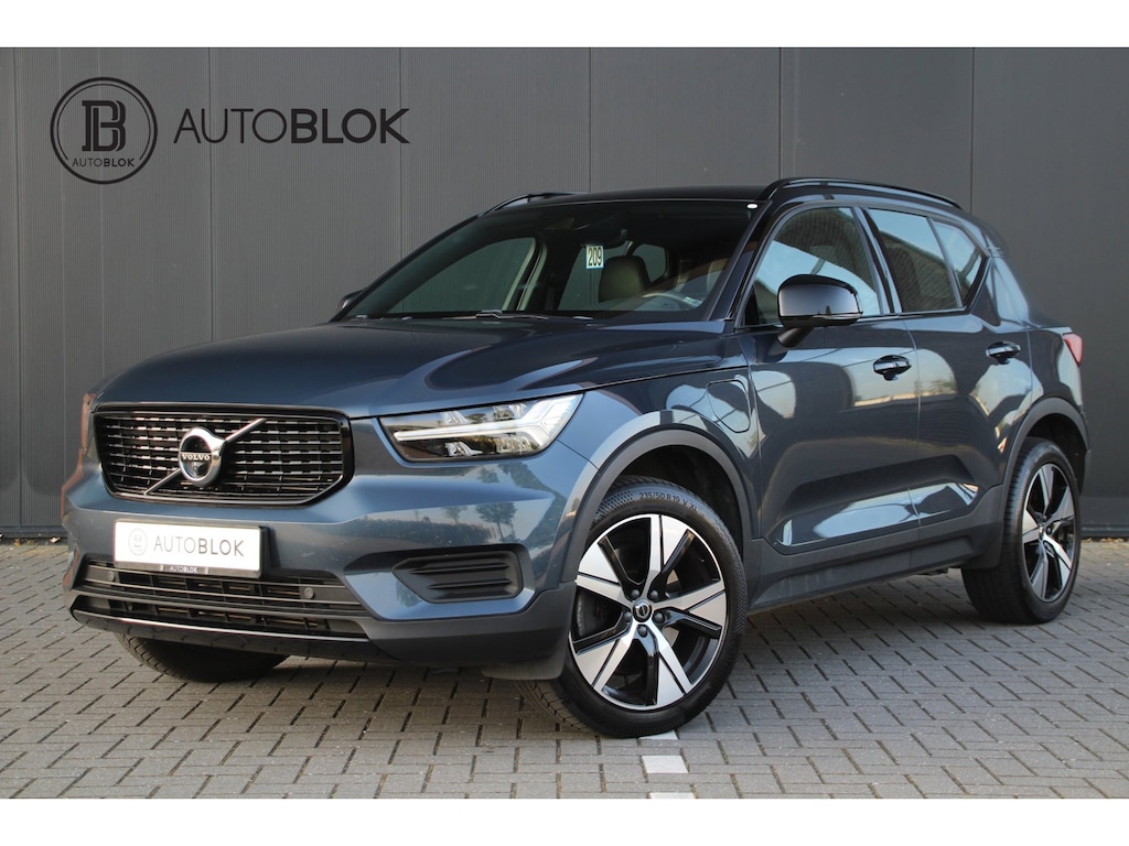 Volvo XC40 1.5 T4 Recharge R-Design | SOH 97% | Stoelverwarming | 360Camera | Apple CarPlay |