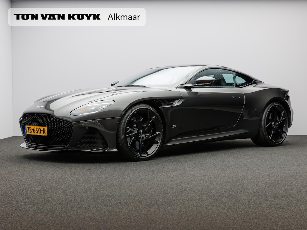 Aston Martin DBS 5.2 V12 Superleggera Coupe