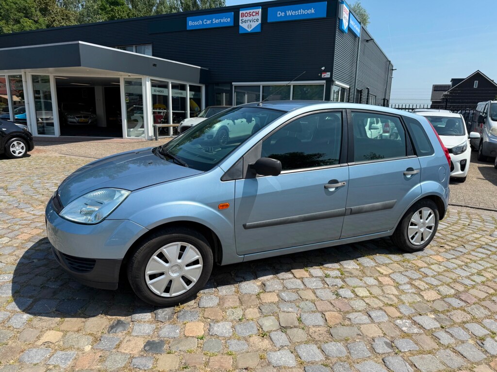 Ford Fiesta 1.3-8V Champion