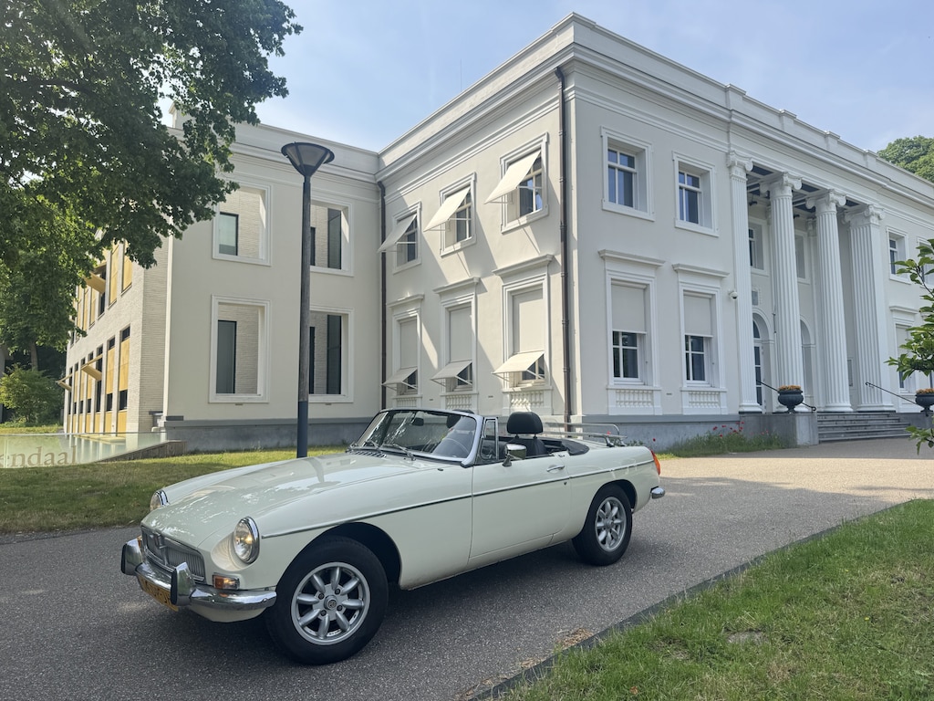 MG MG B 1.8 CABRIO, PROFESSIONEEL GERESTAUREERD