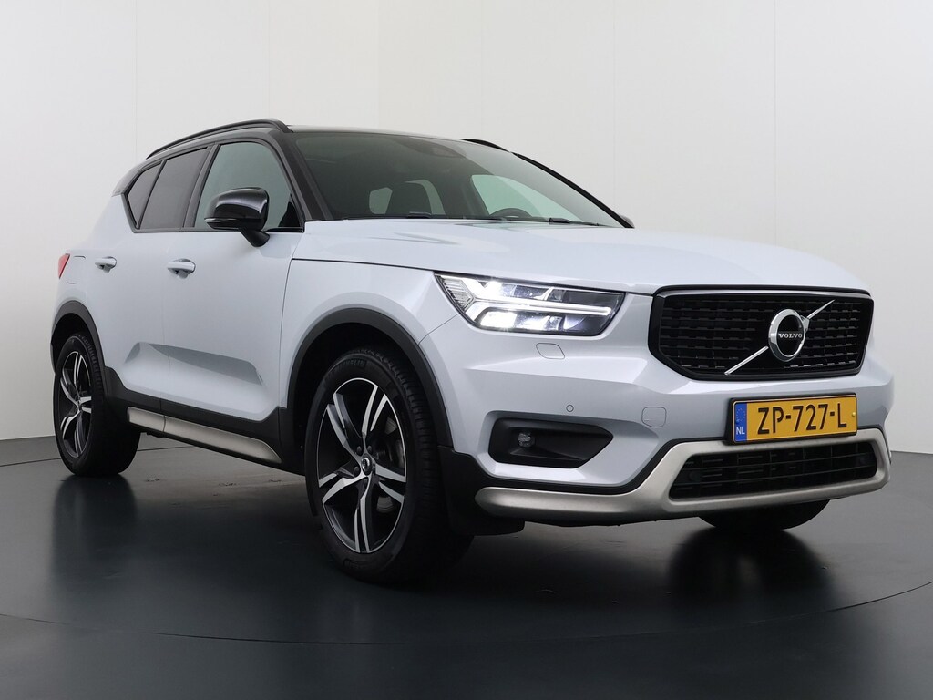 Volvo XC40 1.5 T3 R-Design, Meest complete van NL!