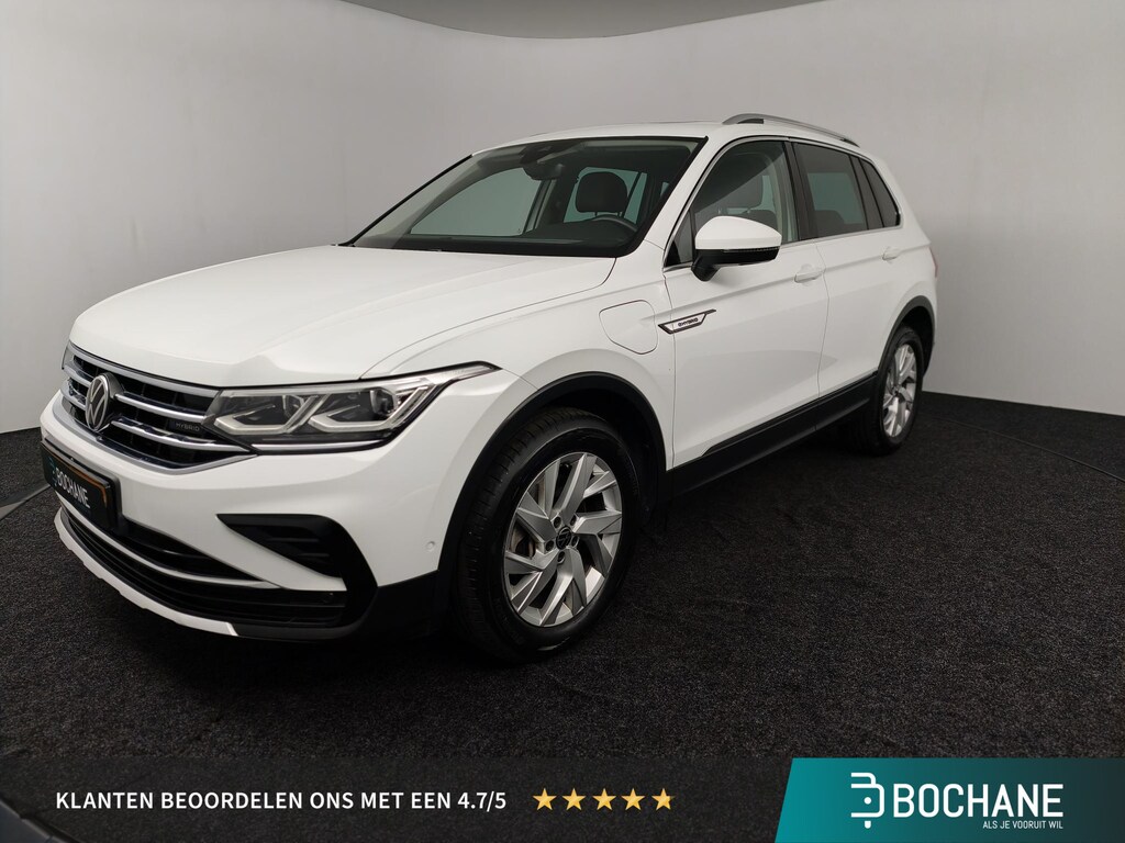 Volkswagen Tiguan 1.4 TSI eHybrid Elegance | Panoramadak | Stoelverwarming | Camera | elektrisch bedienbare achterklep |