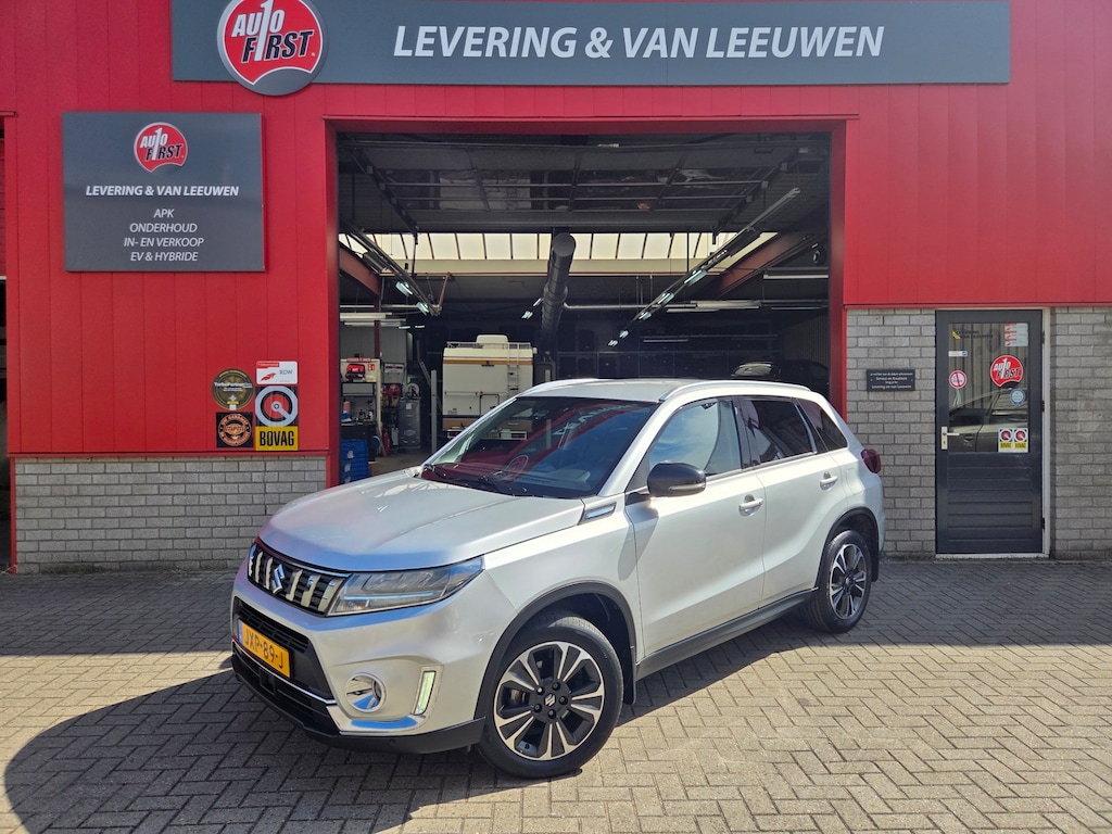 Suzuki Vitara 1.4 Boosterjet Style Smart Hybrid/ Cruise control/ Camera/ Parkeersensoren Achter/ Rijklaarprijs!
