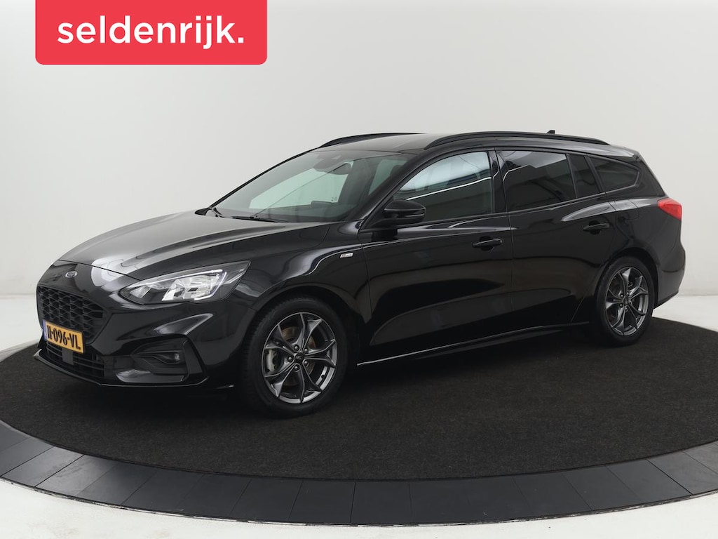 Ford Focus 1.0 EcoBoost ST Line X | Stoelverwarming | Adaptive cruise | Camera | Carplay | Stuurverwarming | Full LED | Keyless | Navigatie | Climate control | Bluetooth