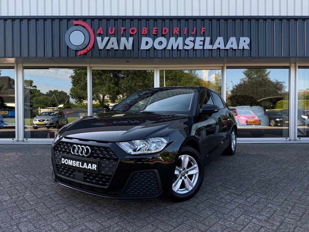 Audi A1 Sportback 25 TFSI Pro Line - NL Auto 120PK Navi Park. Sens voor en achter