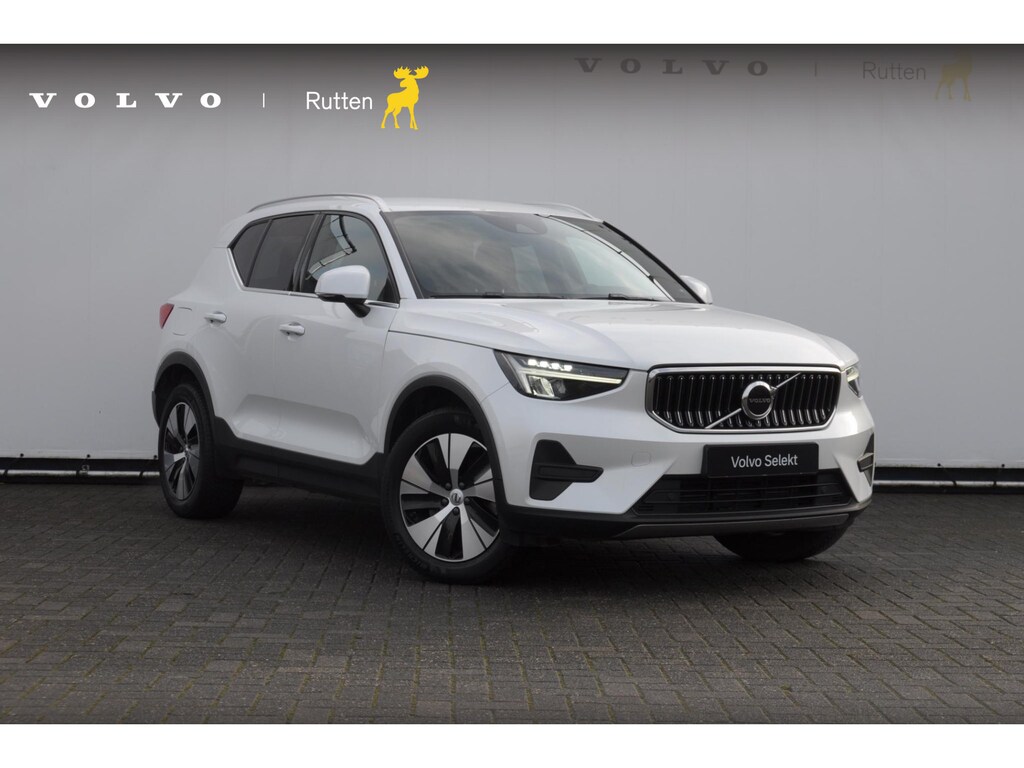 Volvo XC40 T4 211PK Automaat Core Bright / Apple carplay / Parkeersensoren met camera / Stoelverwarming / Elektrische achterklep / Keyless entry / Parkeersensoren met camera