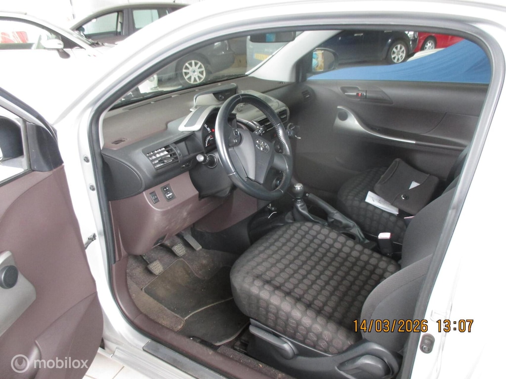 Toyota iQ 1.0 VVTi Comfort