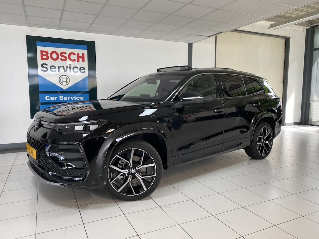 Volkswagen Tayron 1.5 eHybrid R-Line Edition 272 PK Panoramadak / Trekhaak / Leer / matrix led / Carplay / Stoelverwarming/ventilatie Head-up Display