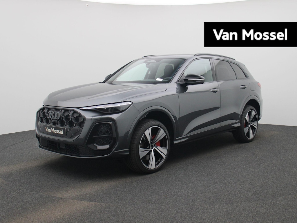 Audi Q5 2.0 TFSI e-hybrid quattro S edition Competition Navigatie | Panorama Glasdak | Trekhaak | 21" Lm Velgen | Stoelventilatie | B&O | Airco