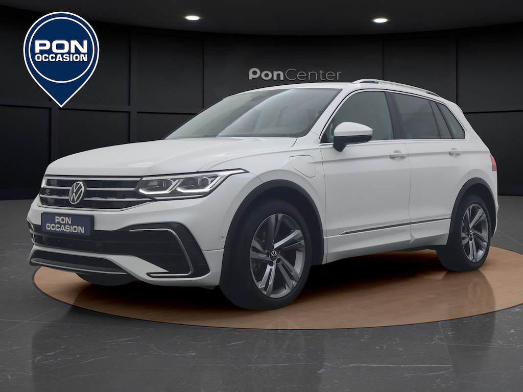 Volkswagen Tiguan 1.4 TSI eHybrid R-Line Business+ | Leder | Head Up Display | Trekhaak | Stuur-/Stoelverwarming |