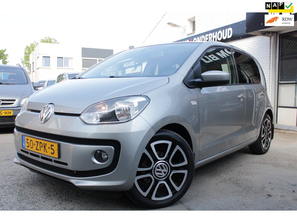 Volkswagen Up! 1.0 high up! BlueMotion | Pano | Airco |Cruise control |Parkeersensoren |Elec Ramen
