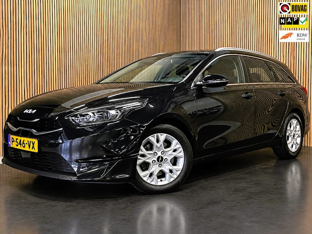 Kia Ceed Sportswagon 1.0 T-GDi DynamicPlusLine|LEDER|CARPLAY|CAMERA|CRUISE|CLIMATE|STOEL+STUURVERW|NAVI|NAP|NL-AUTO|IN.BTW|1e EIG|