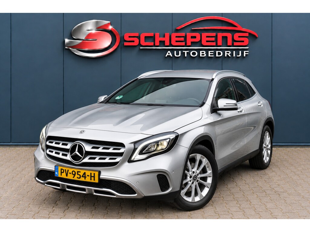 Mercedes-Benz GLA 180 Activity Edition Automaat | Navi | CLima