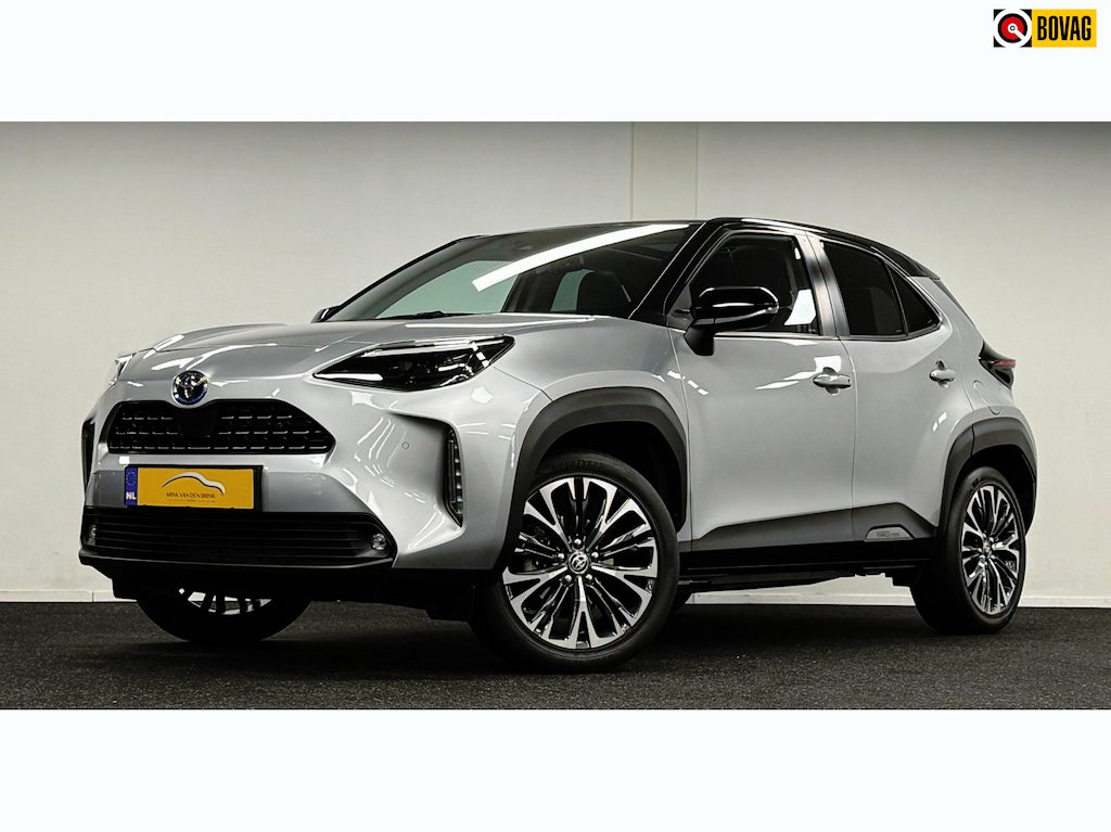 Toyota Yaris Cross 1.5 Hybrid Executive AWD*Panodak*Navi*Camera*Parksens*