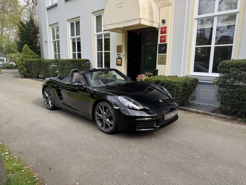 Porsche Boxster 300PK