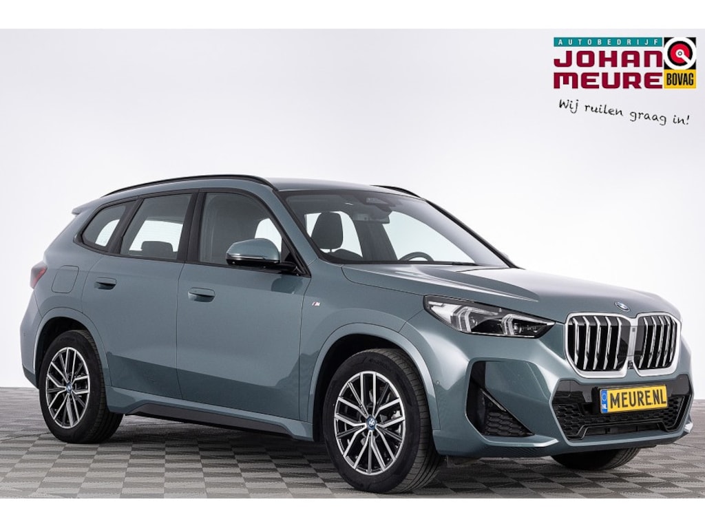 BMW X1 xDrive30e M Sport | harman/kardon | EL. STOELEN | 360 Camera | Head-Up | PHEV