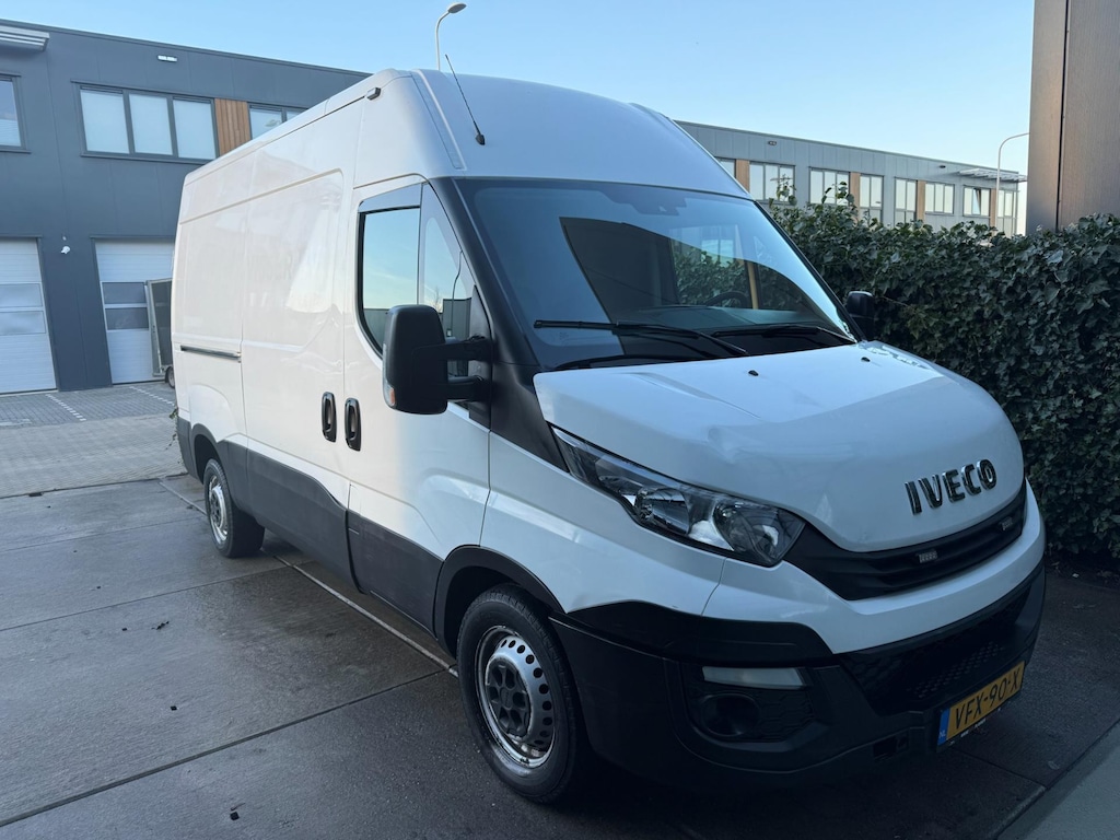 IVECO Daily 35S14V 2.3 352! 3-Persoons! Clima! Cruise!