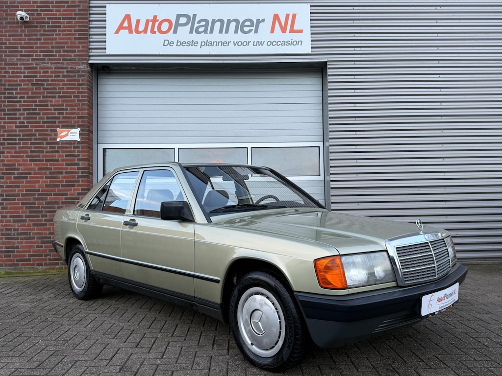Mercedes-Benz 190-Serie 2.0 E! Belastingvrij! Schuifdak!