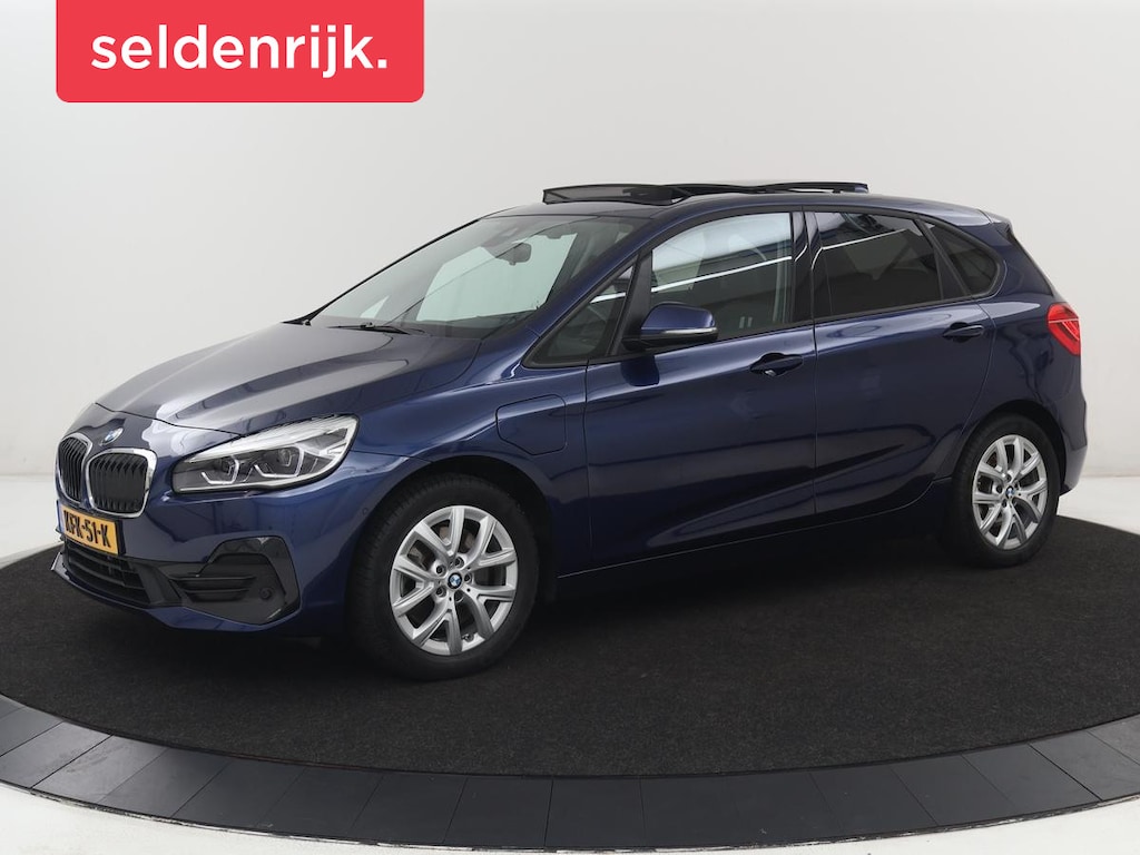 BMW 2-Serie Active Tourer 225xe iPerformance Sport Line | SOH 88,1% | Panoramadak | Stoelverwarming | Harman/Kardon | Carplay | Sportstoelen | Head-Up | Camera | Navigatie | DAB | Park Assist | PHEV | Plug In