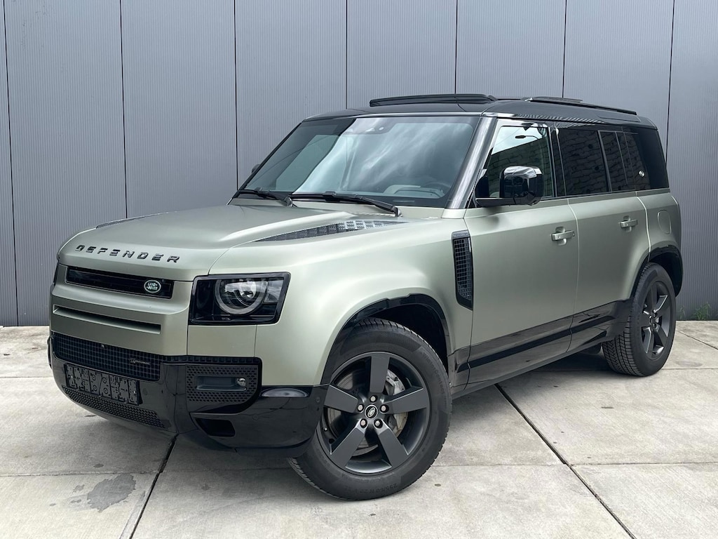 Land Rover Defender 110 2.0 P400e 110 X-Dynamic HSE | Elek. Trekhaak | Meridian Audio | Panoramadak | Stoel Koeling & Verwarming |