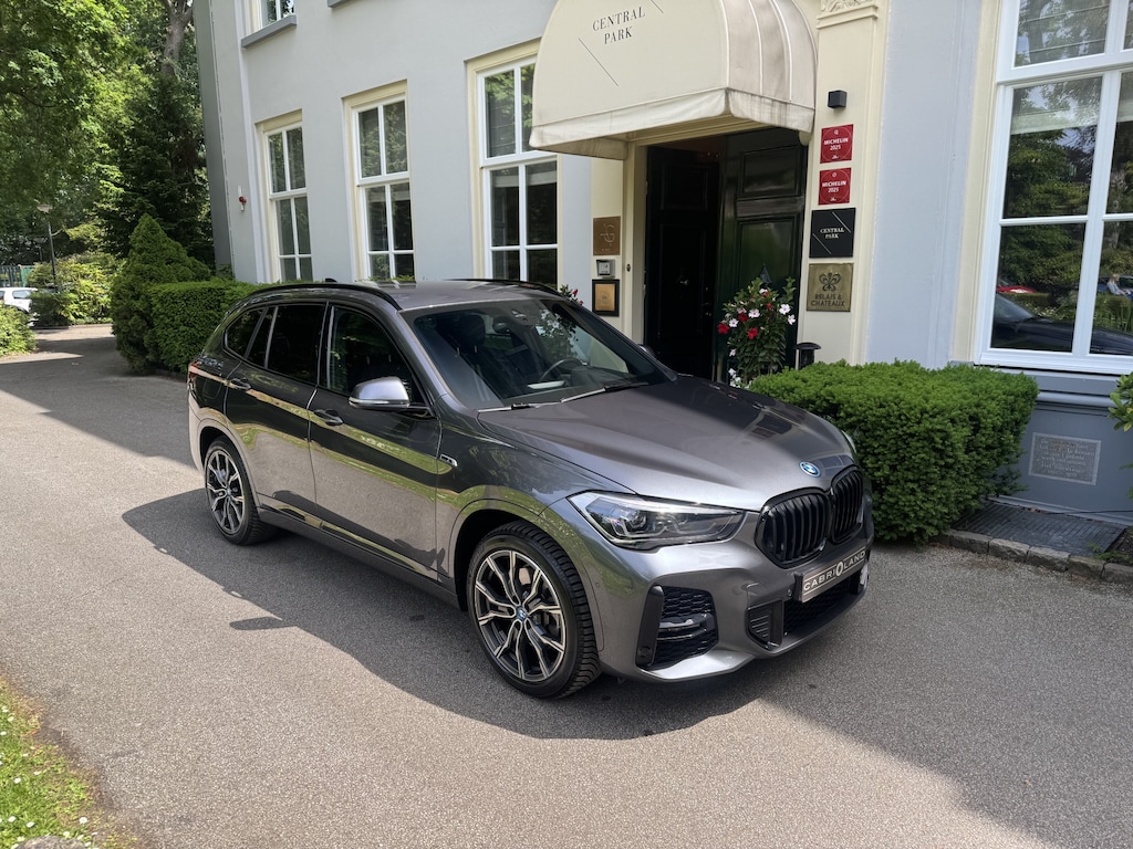 BMW X1 xDrive25e, M-pakket, Camera