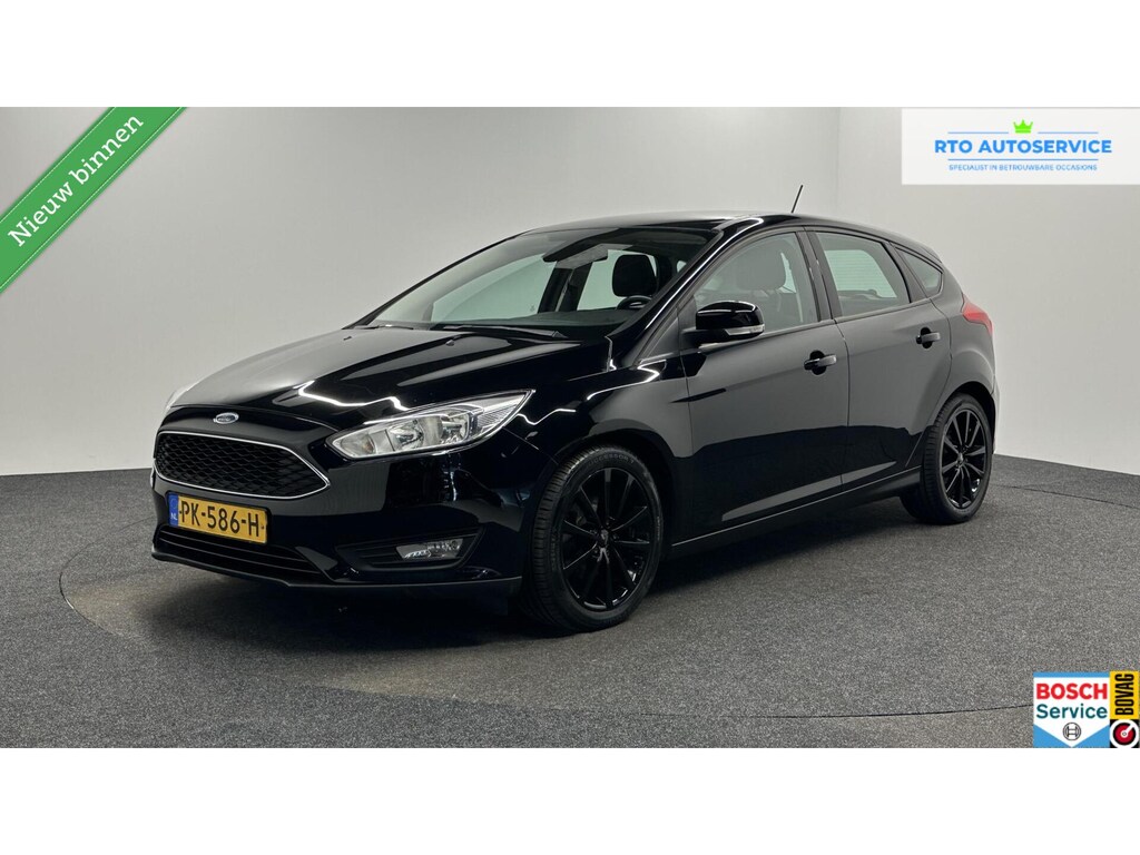 Ford Focus 1.5 TDCI Lease Edition TREKHAAK NAVI CRUISE CARPLAY ECC LM.
