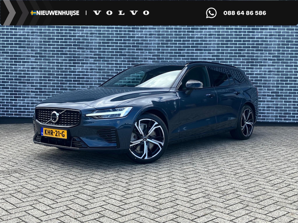 Volvo V60 2.0 T6 Plug-in hybrid AWD Ultra Dark | Google | Long Range | Schuif-/Kanteldak | Adaptieve Cruise Control | DAB | Head-Up Display | Camera | Stoelverwarming Voor + Achter | Harman Kardon Audio | Getint Glas | Zitverlenging | Elek. Stoelen | Memory | 19" LM