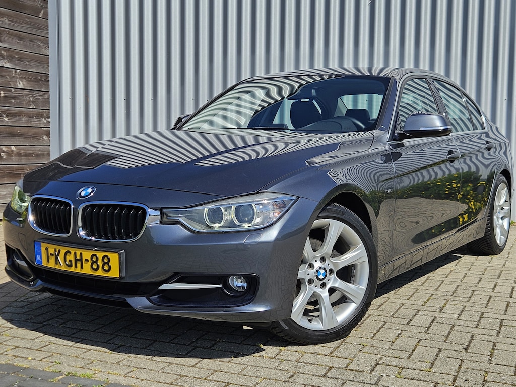 BMW 3-Serie 320i EfficientDynamics Edition High Executive