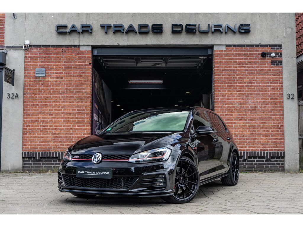 Volkswagen Golf 2.0 TSI GTI Performance Pano / Memory / Dynaudio