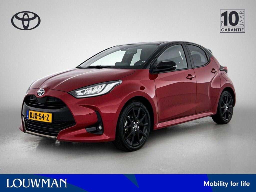 Toyota Yaris 1.5 Hybrid Executive + | Head-Up Display | dodehoek detectie | Stoel+stuurverwarming | Parkeersensoren voor+achter | Navigatie | Apple CarPlay/Android Auto | Cruise Control Adaptive | Rijklaar