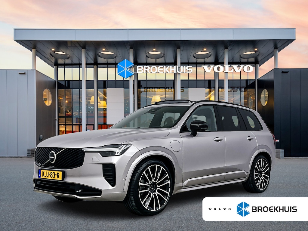 Volvo XC90 T8 Ultra Dark Executive Edition | 22" | Gelaagd & Getint Glas | Geintegreerd kinderzitje | Luchtvering | Geventileerd Nappa | Bowers & Wilkins | Stoelmassage | Panoramadak | Head-Up | 360 Camera | Matrix LED