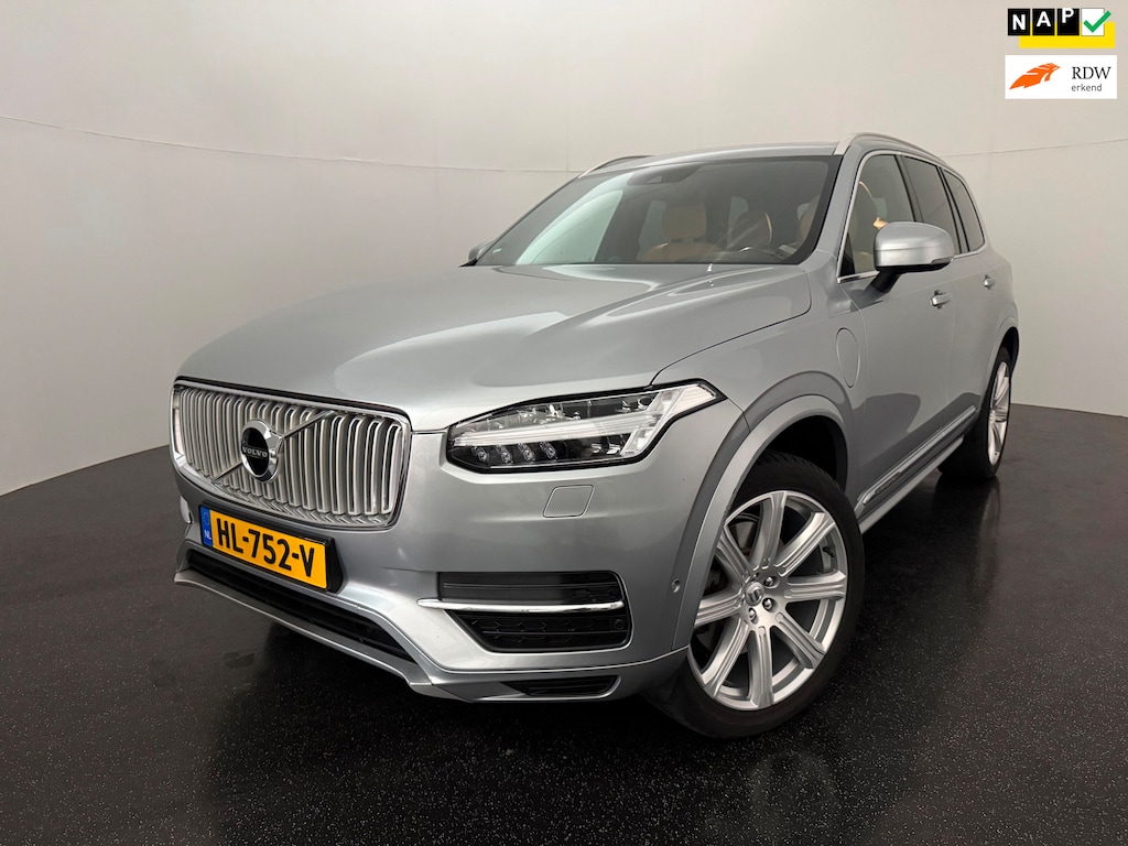 Volvo XC90 2.0 T8 Twin Engine AWD Inscription / Pano / B&W / 7 zits