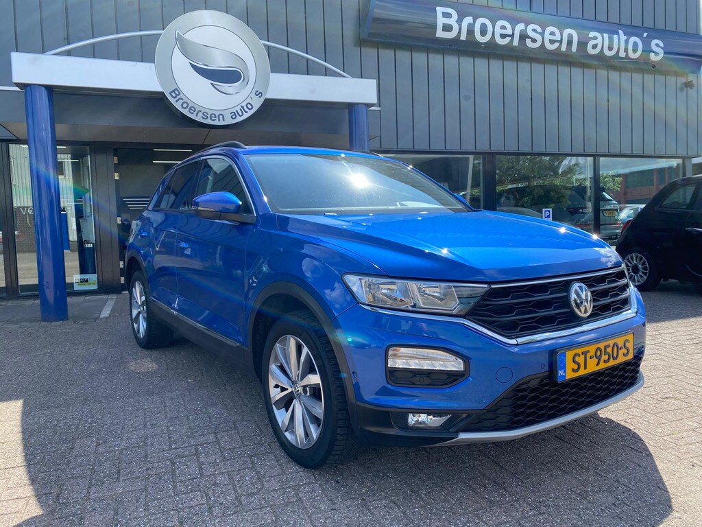 Volkswagen T-Roc 1.0 TSI Style | 115PK | Navigatie | Cruise Control | Park Assist