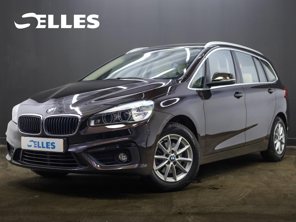 BMW 2-Serie Gran Tourer 216d Centennial High Executive | Trekhaak | Panoramadak | Lederen Bekleding