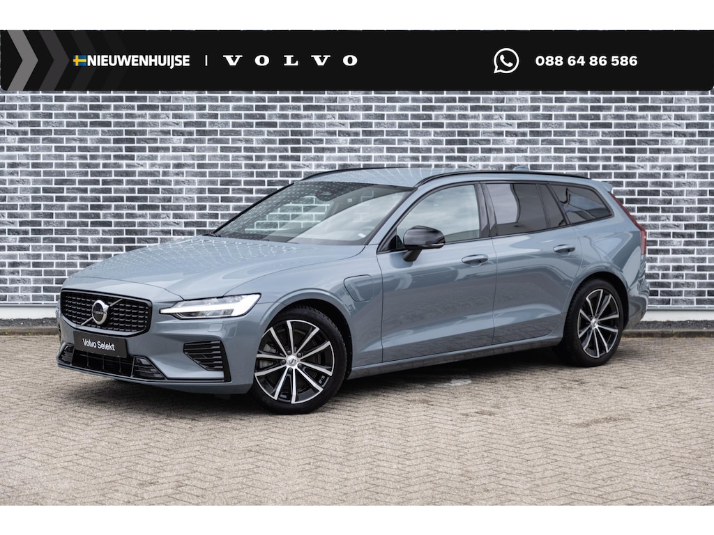 Volvo V60 2.0 T6 Plug-in Hybrid AWD Plus Dark | PHEV Long Range | Sportstoelen | Achteruitrijcamera | Parkeersensoren | Keyless Entry | Elektrische Achterklep | Elektrisch Verstelbare Voorstoelen | Stoelverwarming | Navigatie | Apple Carplay | Android Autos | Sportstoelen |