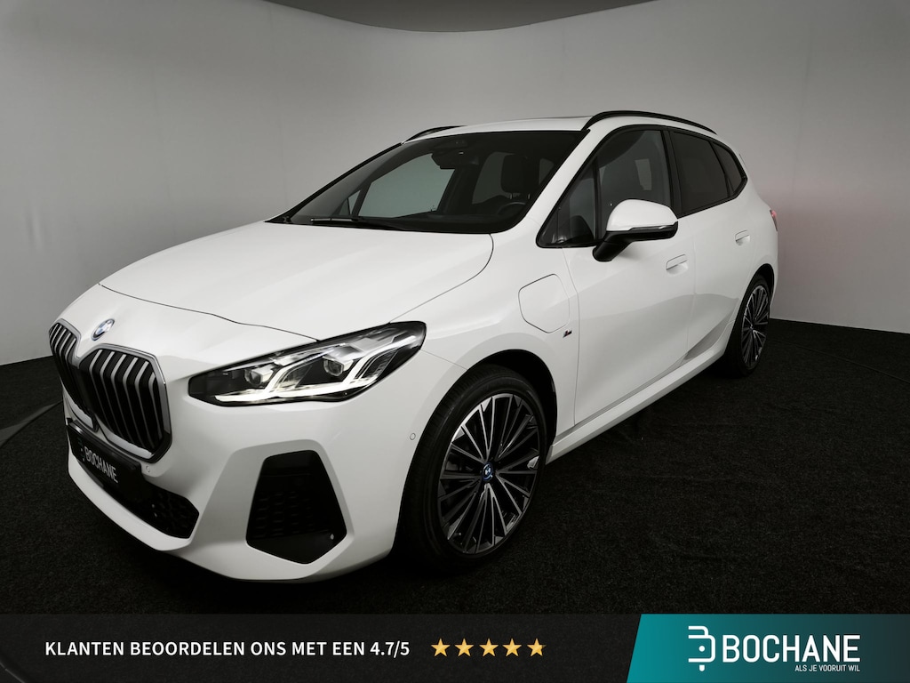 BMW 2-Serie Active Tourer 225e xDrive |  M-Sport | Panoramadak | Lederen bekleding | Head-up display |